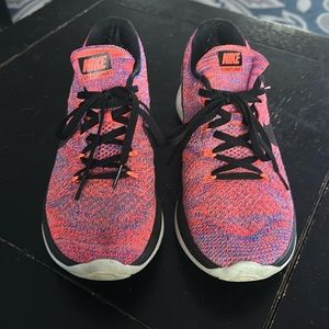 Nike Flyknit Lunar 3
